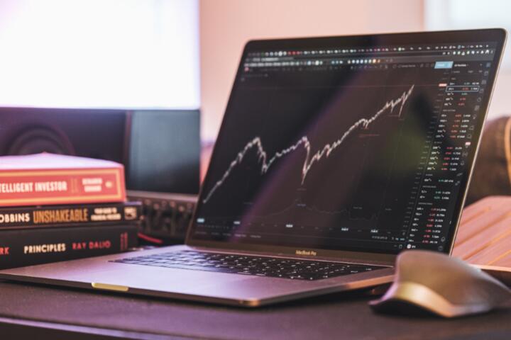Swing Trading Strategies: How to Capture Mid-Term Trends