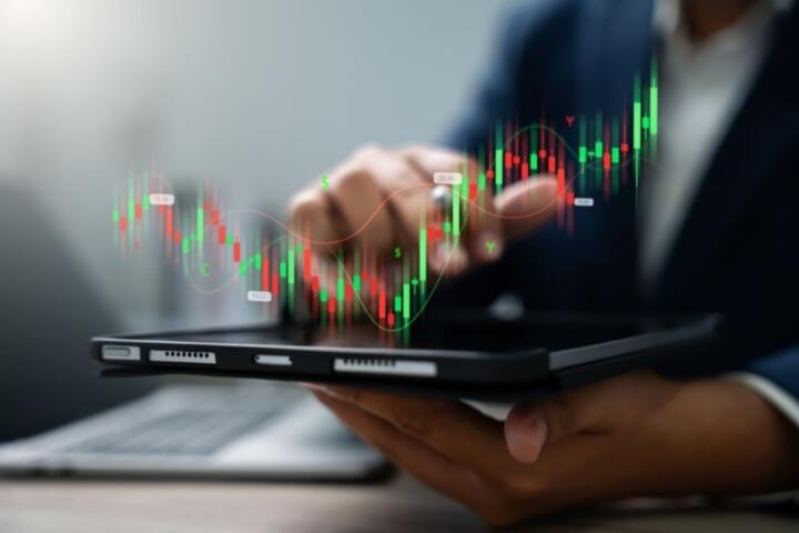 The Importance of Asset Correlation in a Balanced Portfolio