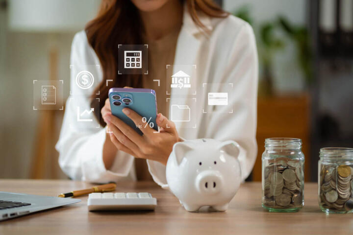 What a Debt-to-Income Ratio Tells a Lender