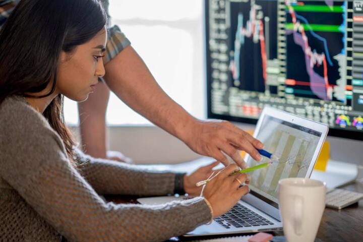 How Options Differ From Buying Shares
